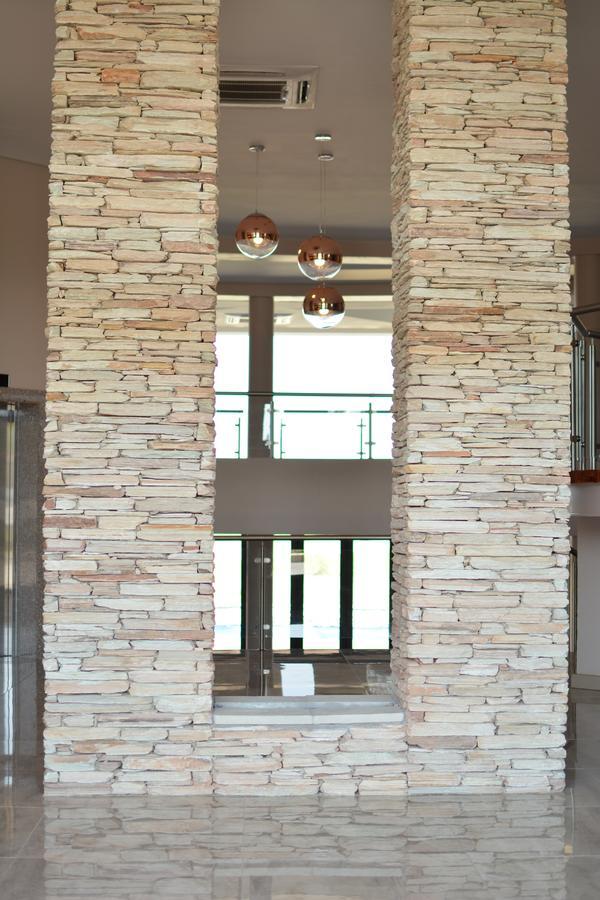 Regal Inn Hotel Midrand Exterior foto